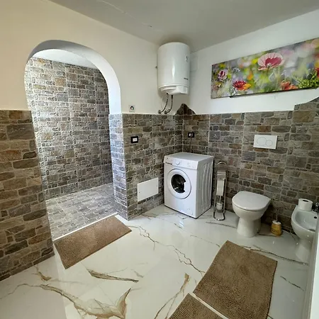 아파트 Dolce Casa 2 카살라바테